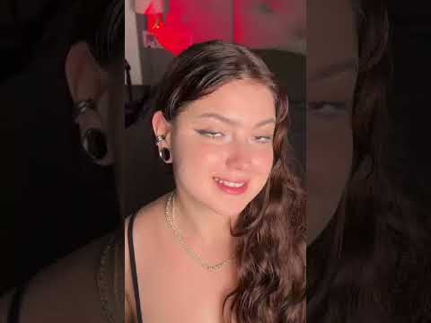 ASMR | Iva Berg's Whispered Art Session