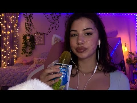 ASMR Pickle Eating  (Crunchy)