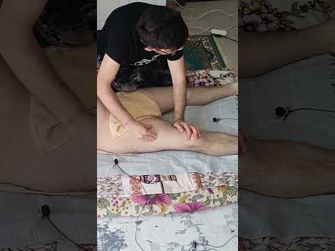 Post-workout relaxation therapy for quadriceps #satisfying #relaxing #asmr #shorts #massage