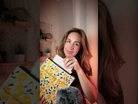 ASMR | 📚 What’s in My Book Pouch? ✨#whatsinmybag #booklover