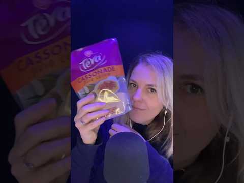 ASMR FR / On ne joue pas avec la nourriture ! #asmrfr #shortsasmr #asmrfrançais