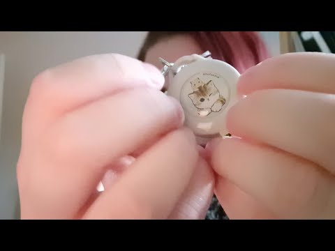 ASMR på Svenska - haul och babbel. Mouth sounds och tapping.