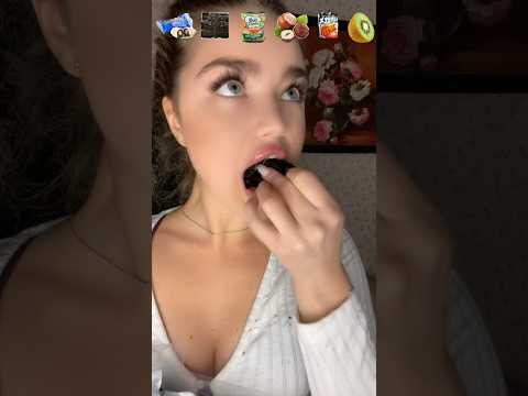 Emoji Food Challenge 😋 АСМР ЕШЬ ПО СТИКЕРАМ
