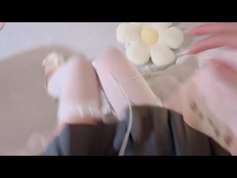 Cozy Relaxation ASMR | Cute Girl Gentle Mouth Sounds & Tapping