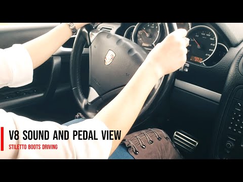 Driving a fast car in stiletto boots - Pedal View - Car Sounds #porsche