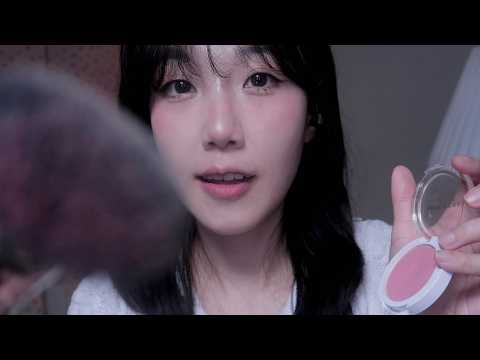 ASMR [SUB] 언니가 눈앞에서 메이크업해줄게 (카메라 직접 터칭) Big Sister Does Your Makeup (Direct Camera Touching)