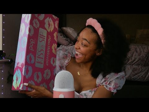 ASMR | LIPSTICK APPLICATION + Haul ￼🧞‍♀️ { mouth sounds + kisses }