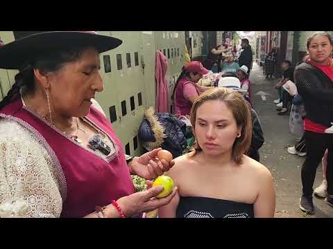 Doña Rosa, traditional spiritual cleanser at the Feria Libre market