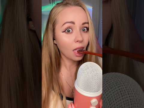 Honey spoon :3 #asmr #honeyspoon #mouthsounds #relax #tingles #visualtingle