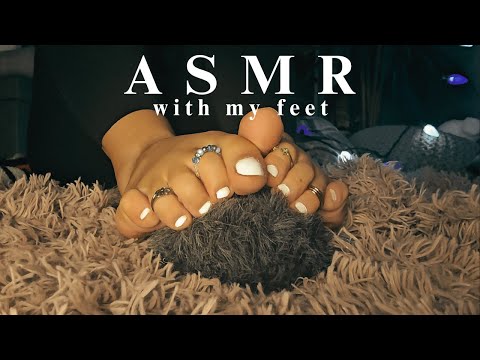 ASMR | Mic Scratching w my FEET {no talking}|