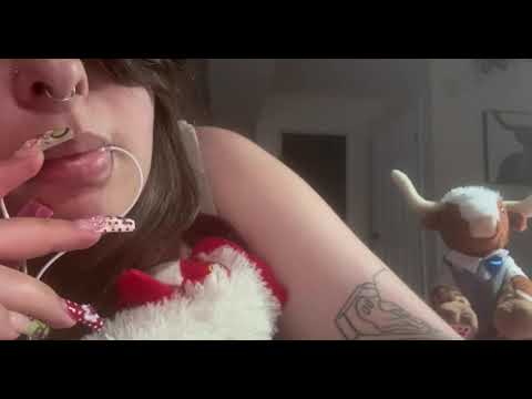 Low Quality Apple Mic Nibbling 🍏🩷 (ASMR) 