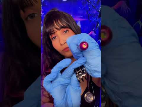 Asmr teste de visão com oftalmo #relax #mouthwhisper #glathasmr #mouthsounds #whispering #dormir