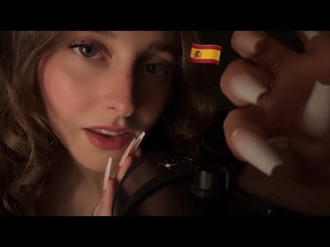 ASMR trying to speak español (clicky trigger words)