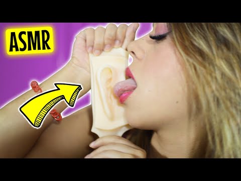 ASMR EAR EATING (Ear LICKING) 🤤