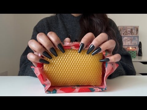 ASMR Bees Wax Wrapped Items Tapping, Scratching & Crinkles 💤 
