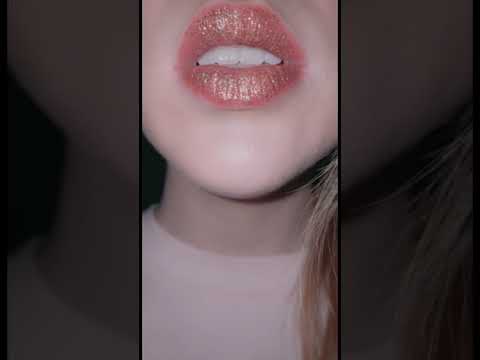 Sparkly Lipgloss Kisses✨💖 ASMR