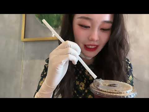 ASMR助眠 | 戴手套在星巴克角落偷偷吃贝果🥯冷萃冰咖啡触发音，手套摩擦声+低语，今晚睡个好觉 失眠必看！