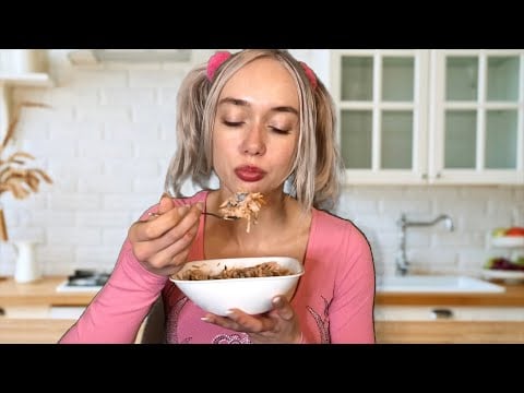 ( ASMR) Eating And Chatting With You In A Relaxing Voice