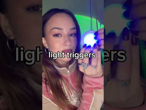 fast light triggers‼️‼️😍 #asmrsounds #fastasmr #asmr #lighttriggers #fastandaggressiveasmr #relax