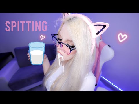 GAMER GIRLS LIKE TO SPIT 💦🥛