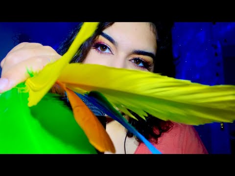 ASMR | Te toco la carita con plumas ❤️