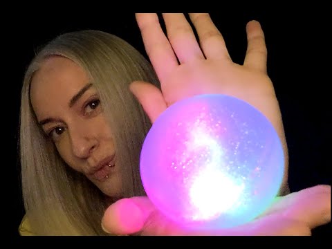 ASMR | Follow My Instructions! (light triggers/hand movements)