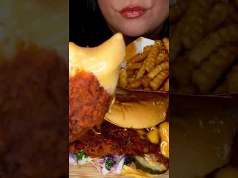 Trying Dave’s Hot Chicken! 🥵 #asmr #food #chicken