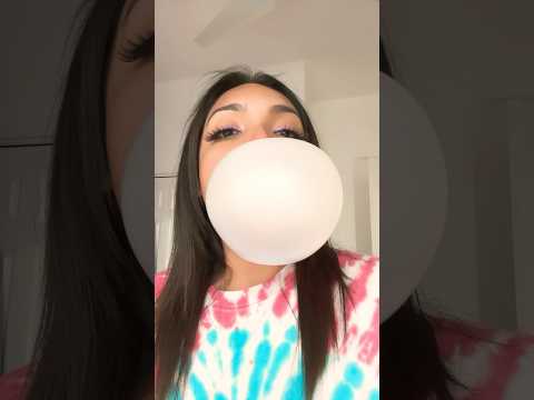 BUBBLE GUM ASMR | blowing bubble gum sounds #bubbling