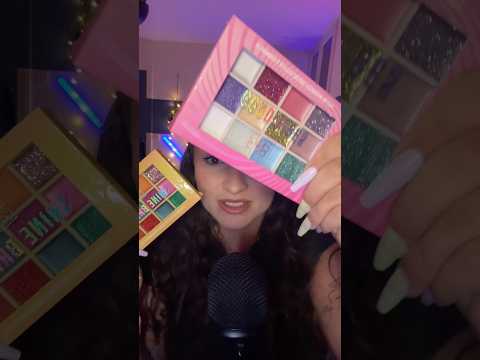 ASMR : test makeup action