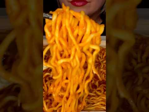 SPICY BULDAK NOODLES #asmr #buldak #ramen #korean #foodie