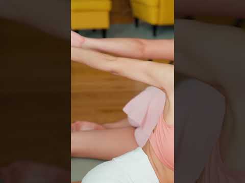 Fun yoga and stretching flow with Anna and Marcel #stretching
