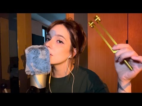 ASMR// English, русский, 中文// whisper, pluck bad thoughts, brush mic 🎙️ 
