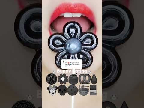 u like black emoji food eating? asmr mukbang 검정색 이모지 입술 먹방 (sped up)