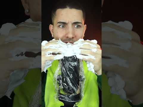 ASMR ESPUMA NO MICROFONE - FOAM & FIZZ #shorts