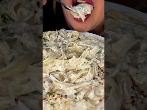 Creamy Cheesy Pasta #shorts #asmr #asmreating #pasta