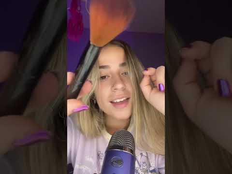 ASMR TOCÓ TU CARITA 😊 #asmr #visualtingle #asmr_tingles #makeup #triggersforsleep #tingles