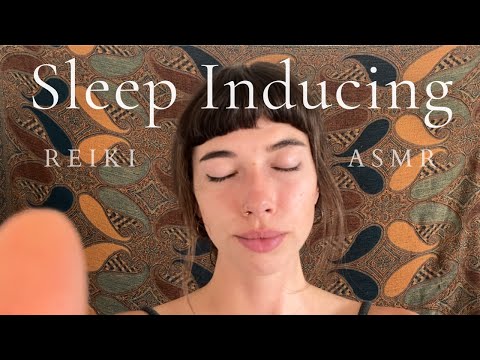 Reiki ASMR ~ Deeply relaxing and calming | Plucking away thoughts | Sleep inducing energy healing