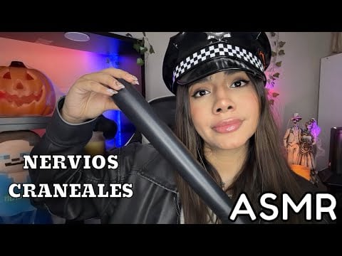 ASMR español / POLICIA REVISA TUS NERVIOS CRANEALES EN PRISIÓN / TE INTERROGO y VEO TU CUERPO