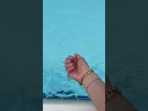 ASMR Water Spalshing #asmr #visualtingle #asmrwatersounds #asmrwatersplashing #asmrtriggers  #relax
