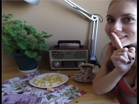 АСМР/ASMR Ролевая игра - СПЛЕТНИЦА . Тихий голос, процесс кушанья.