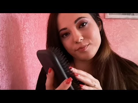 Mi presento e mi spazzolo i capelli | ASMR | tapping & triggers 😴