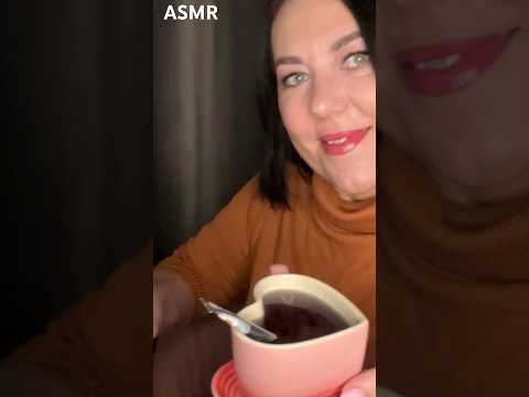 ASMR🍵УХАЖИВАЮ ЗА ТОБОЙ🧴УЮТНОЙ НОЧЬЮ😴Ролевая ИГРА #shorts #asmr #roleplay  #nightroutine