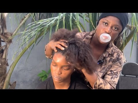 Outdoor Asmr ✨ massage,hair scratching and scalp checking on sister with gum cracking