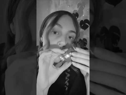 ❤️ or 💚 What color is this modeling clay? #asmr #visualtingle #relax #mouthwhisper #relaxing