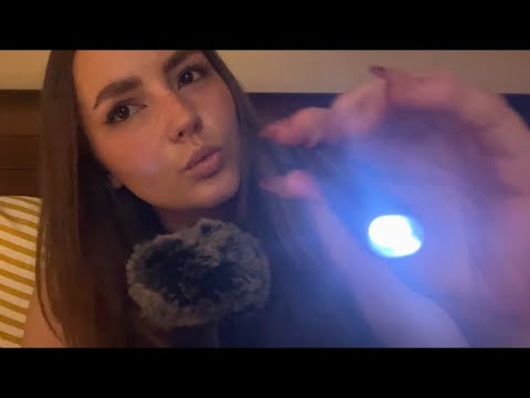 ASMR Postive Handmovements, Lights, & Mouthsounds/Whispering🐥