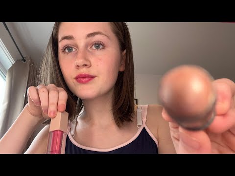 ASMR ROLEPLAY: Ton amie te maquille 🎀 (très réaliste)