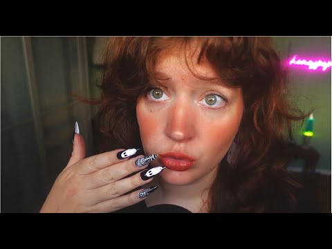 ASMR nothing but kisses (kiss painting, sensitive mouth sounds)