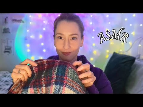 ASMR | Scarf Scratching & Rubbing with Relaxing Whisper Ramble 💝