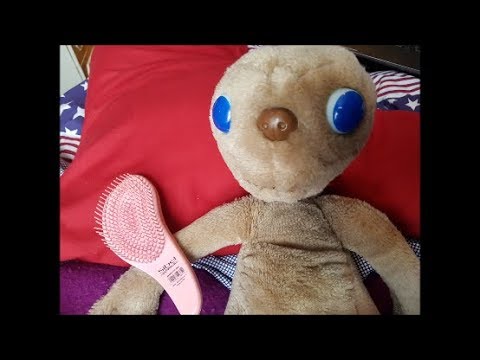 Asmr - Pampering ET the Extra-Terrestrial - Brushing / Massage - Weird Cute Tingles!!