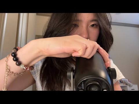 ASMR got mic and yapping